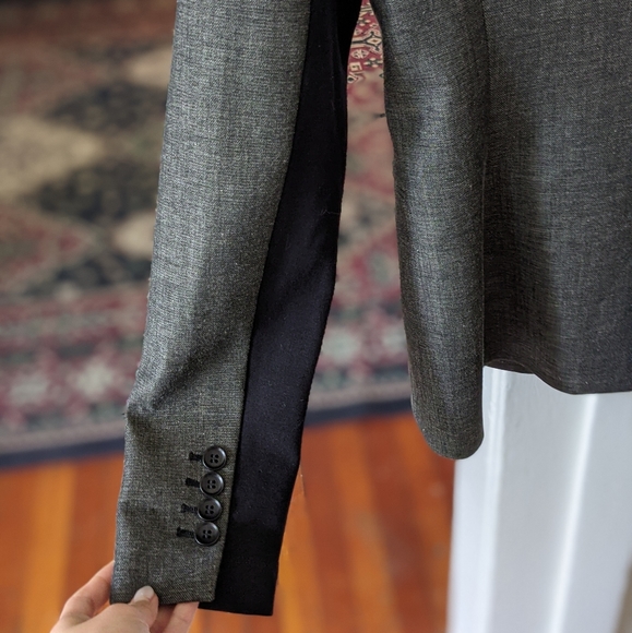 BCBGMaxAzria sleek blazer - Picture 5 of 9